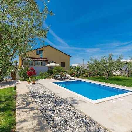 Holiday Home Chiara Novigrad Istria Esterno foto