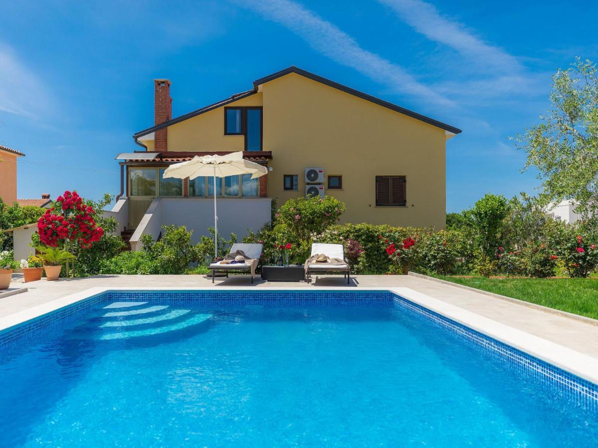 Holiday Home Chiara Novigrad Istria Esterno foto